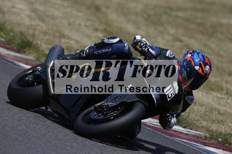 /Archiv-2023/28 05.06.2023 Moto Club Anneau du Rhin/rouge-expert/15